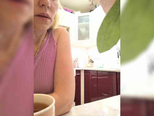 LiaLucos Sex Cam Show