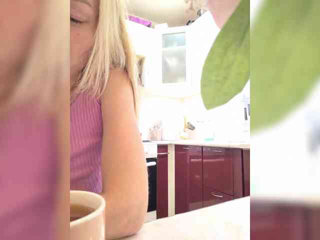 LiaLucos Sex Cam Show