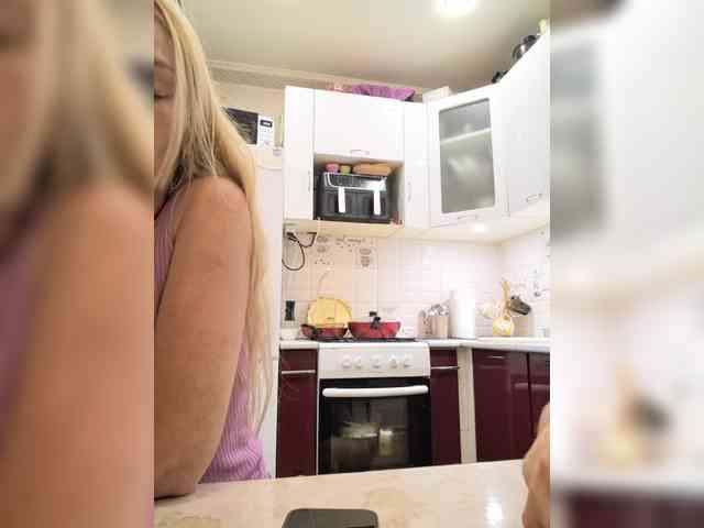 LiaLucos Sex Cam Show