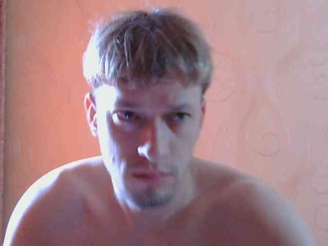 Crosbi666 Live Webcam on BongaCams