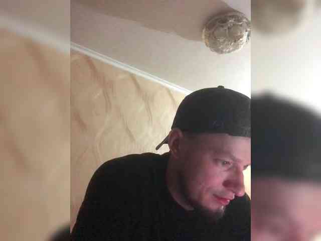 Crosbi666 Sex Cam Show