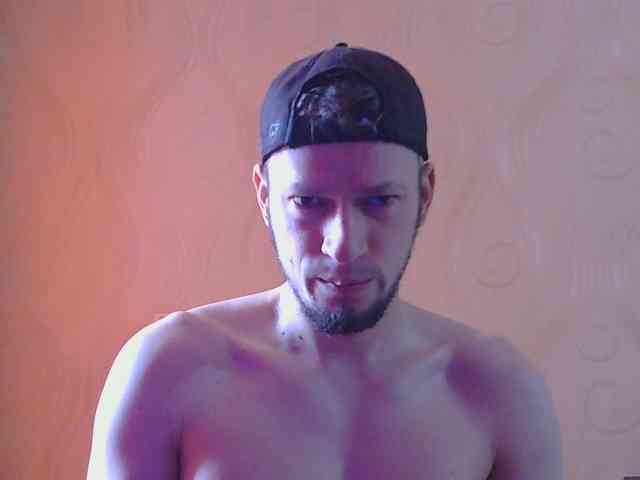 Crosbi666 Sex Cam Show