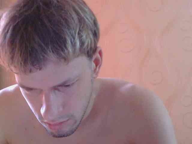 Crosbi666 Live Webcam on BongaCams
