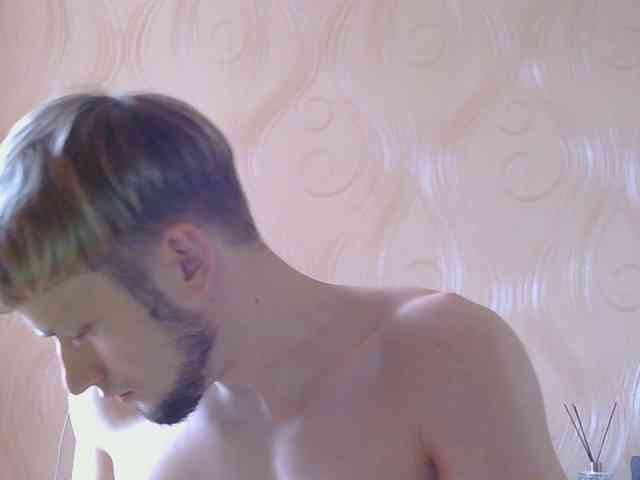 Crosbi666 Sex Cam Show