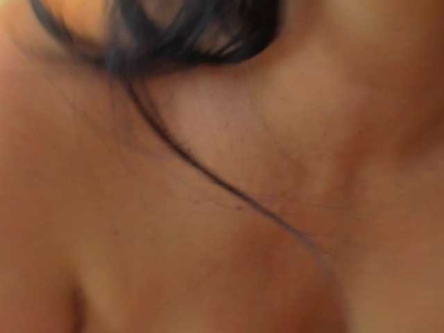 LucineArias live cam on BongaCams