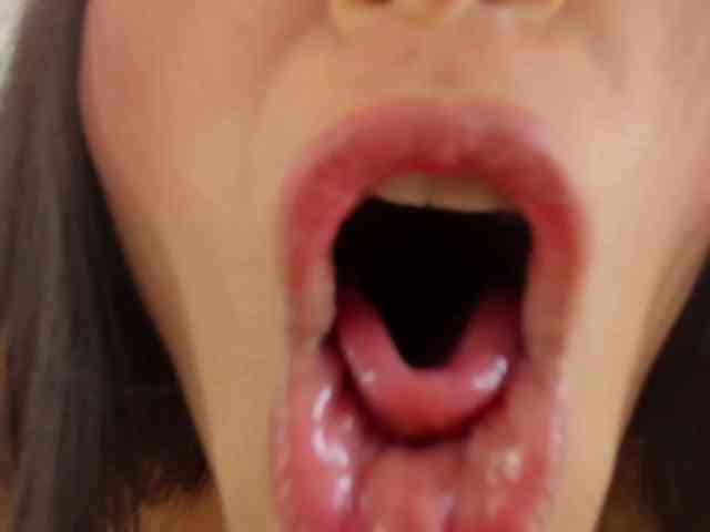 LucineArias webcam