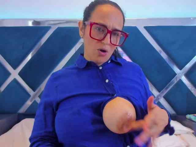 LucineArias LucineArias