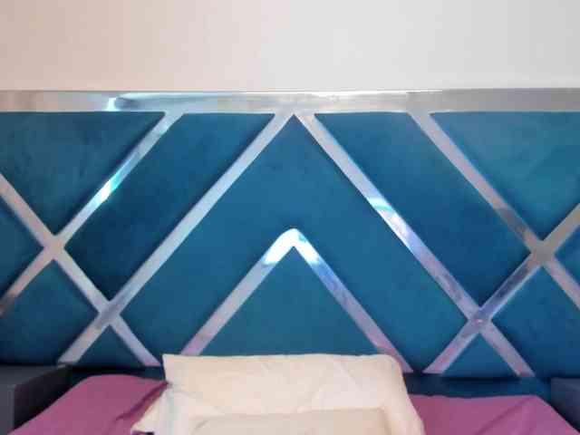 LucineArias webcam