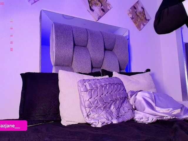 Janediaz's BongaCams show and profile