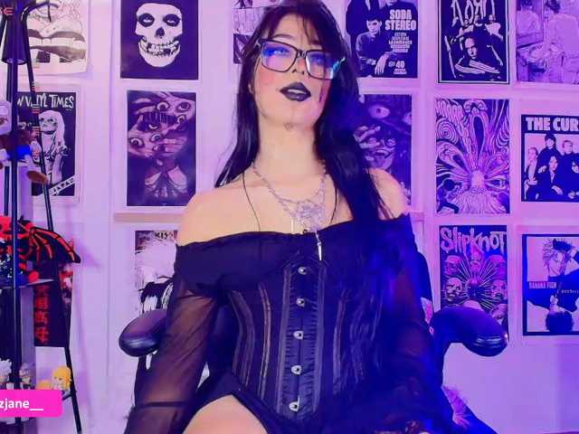Janediaz, live now on BongaCams