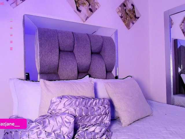 Janediaz's BongaCams show and profile