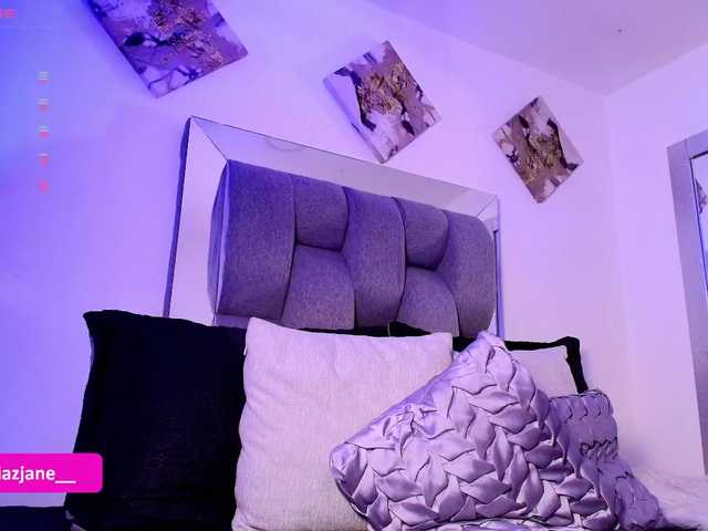 Janediaz's BongaCams show and profile