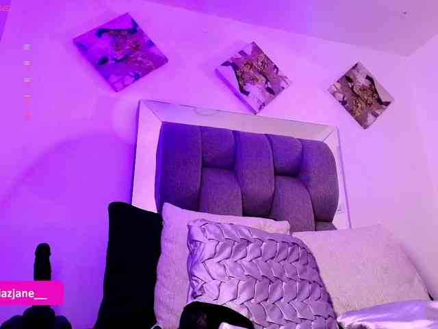 Janediaz Live Webcam on BongaCams