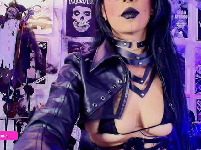 Model: JaneDiaz