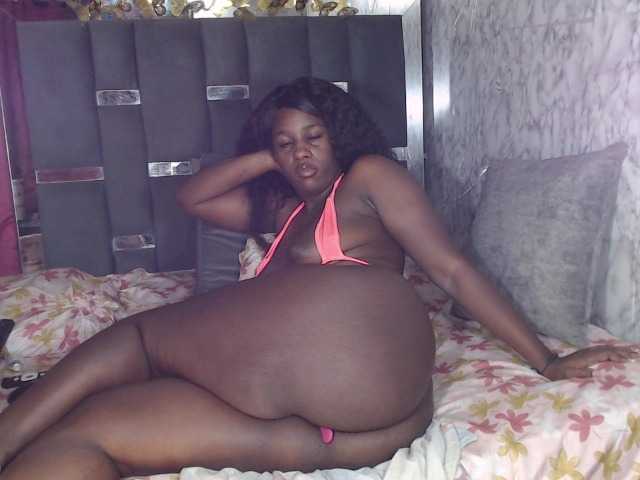 electrastunningx live cam on BongaCams