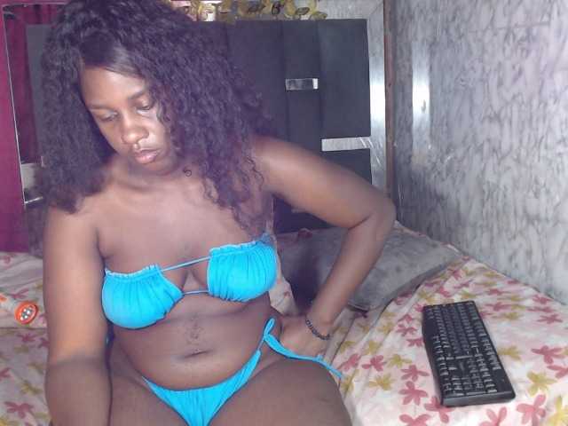 electrastunningx, en directo ahora en BongaCams