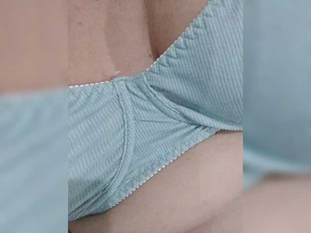 Sugarpyssi live webcam show