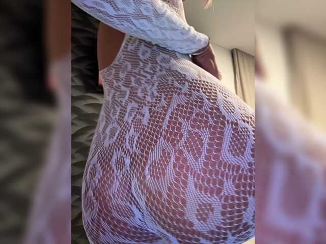 MiaSugar live cam on BongaCams
