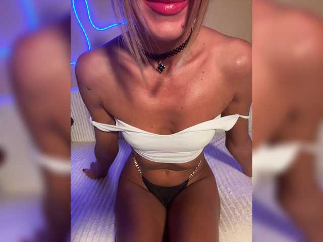 MiaSugar live cam