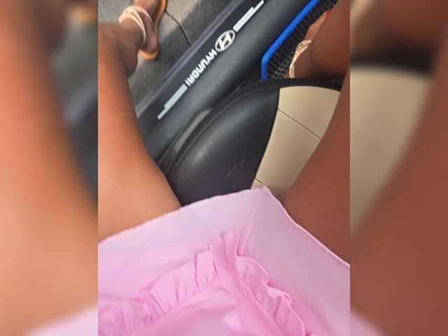 MiaSugar live cam on BongaCams