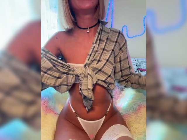 MiaSugar's BongaCams show and profile