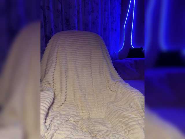 MiaSugar live webcam show