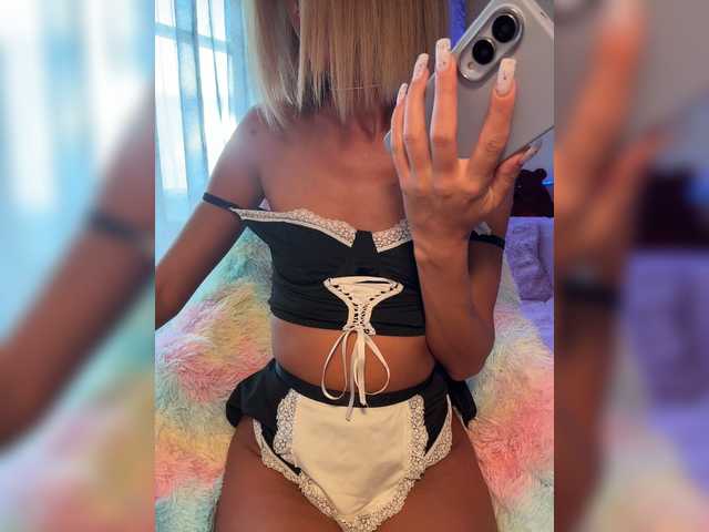 MiaSugar live cam on BongaCams