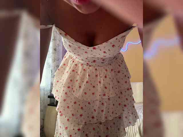 Daria_Desire webcam