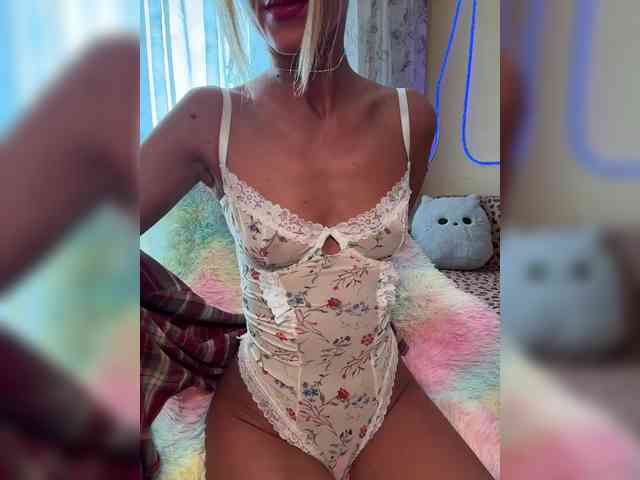 Daria_Desire webcam
