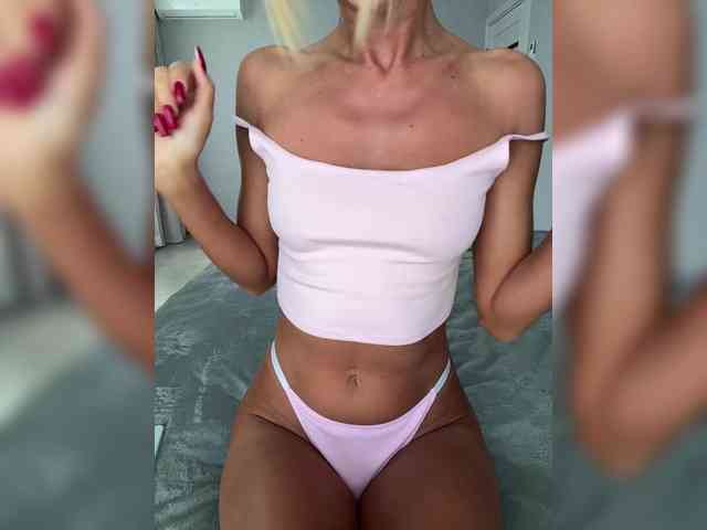 Daria_Desire webcam
