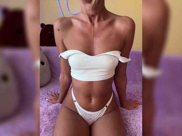Daria_Desire webcam