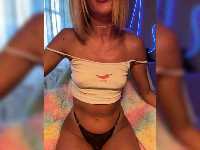 Daria_Desire webcam