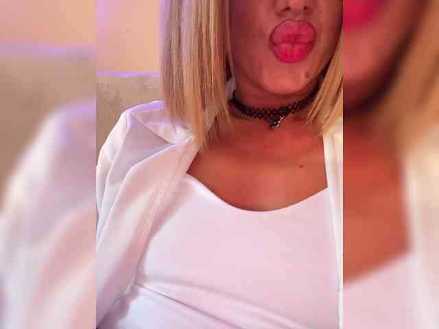 Daria_Desire webcam