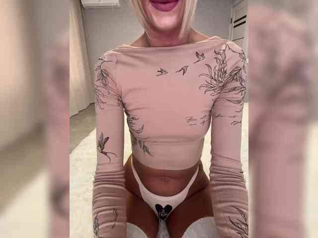Daria_Desire webcam