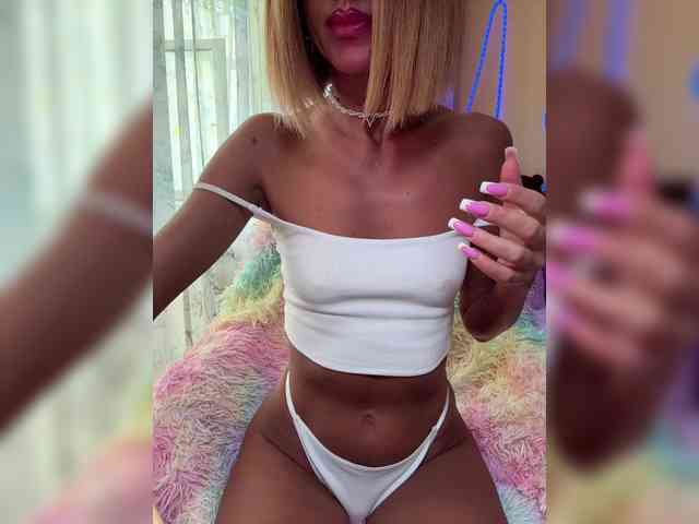 Daria_Desire webcam