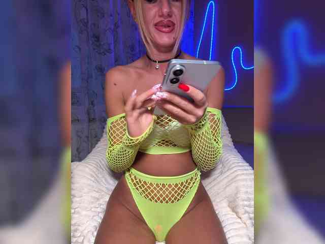 Daria_Desire webcam