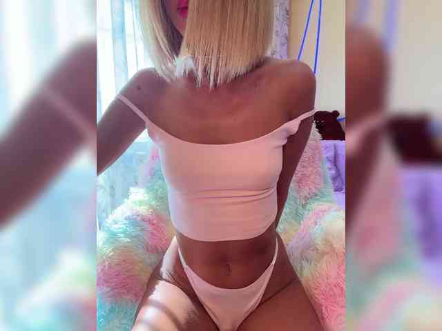 Daria_Desire webcam