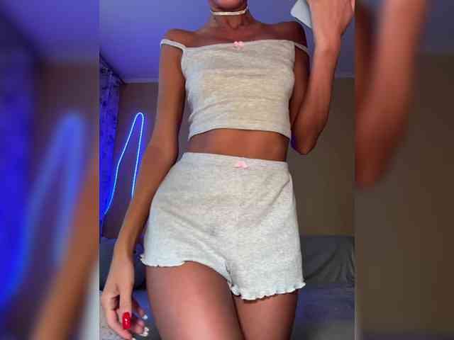 Daria_Desire webcam