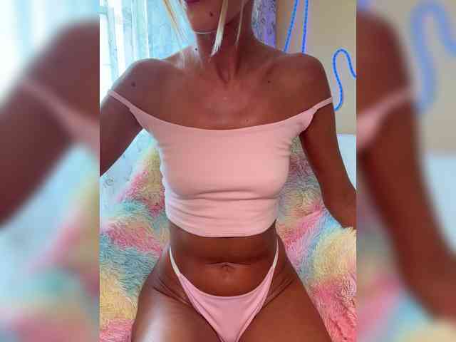 Daria_Desire webcam