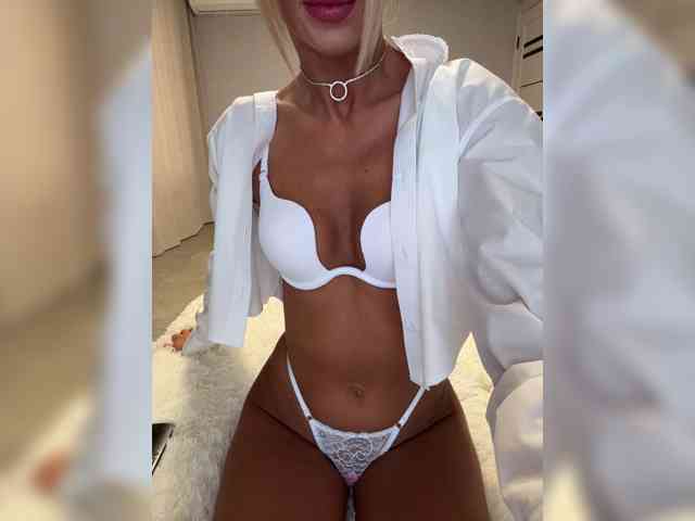 Daria_Desire webcam