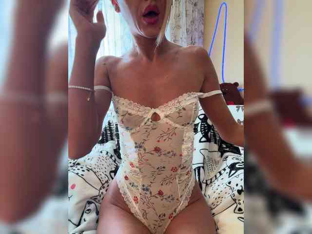 Daria_Desire webcam