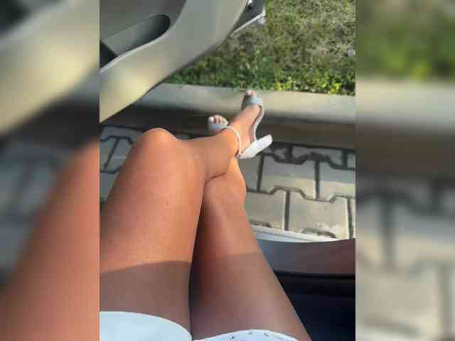 Daria_Desire webcam
