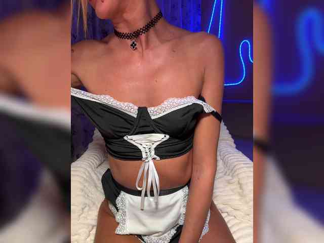 Daria_Desire webcam