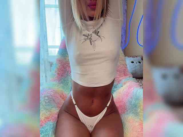 Daria_Desire webcam