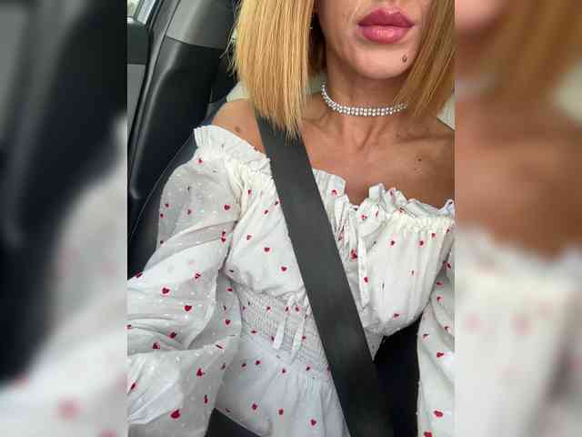 Daria_Desire webcam