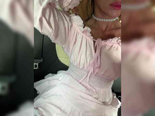 Daria_Desire webcam