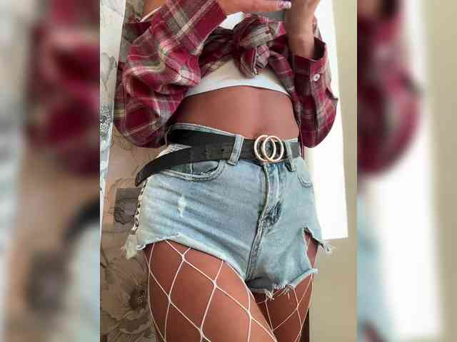 Daria_Desire webcam