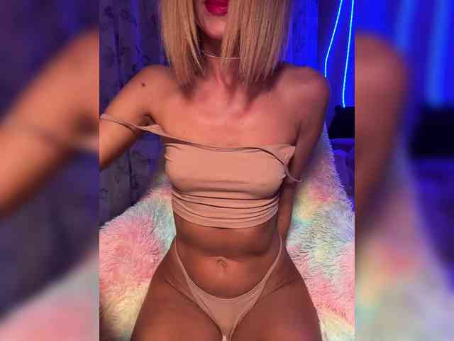Daria_Desire webcam