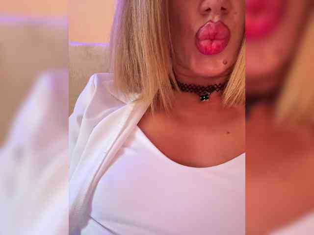 Daria_Desire webcam