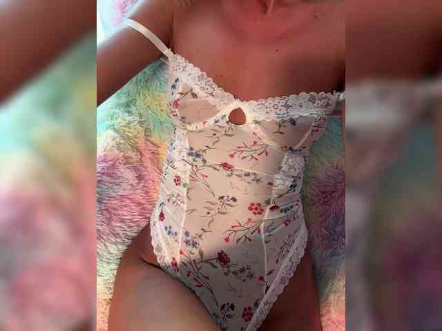 Daria_Desire webcam